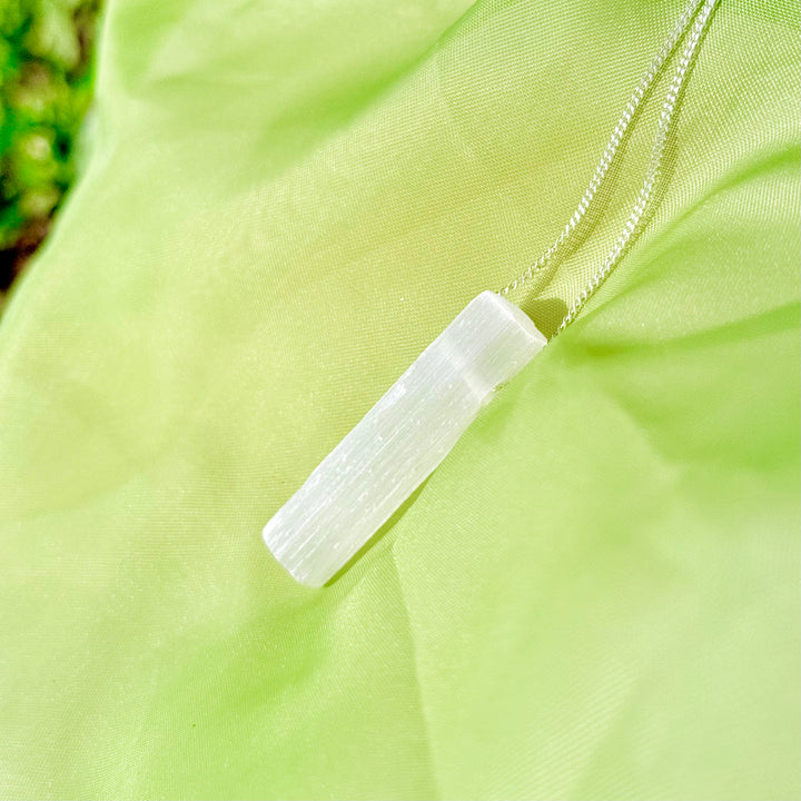 Selenita - colar curto 50 cm (prata 925)