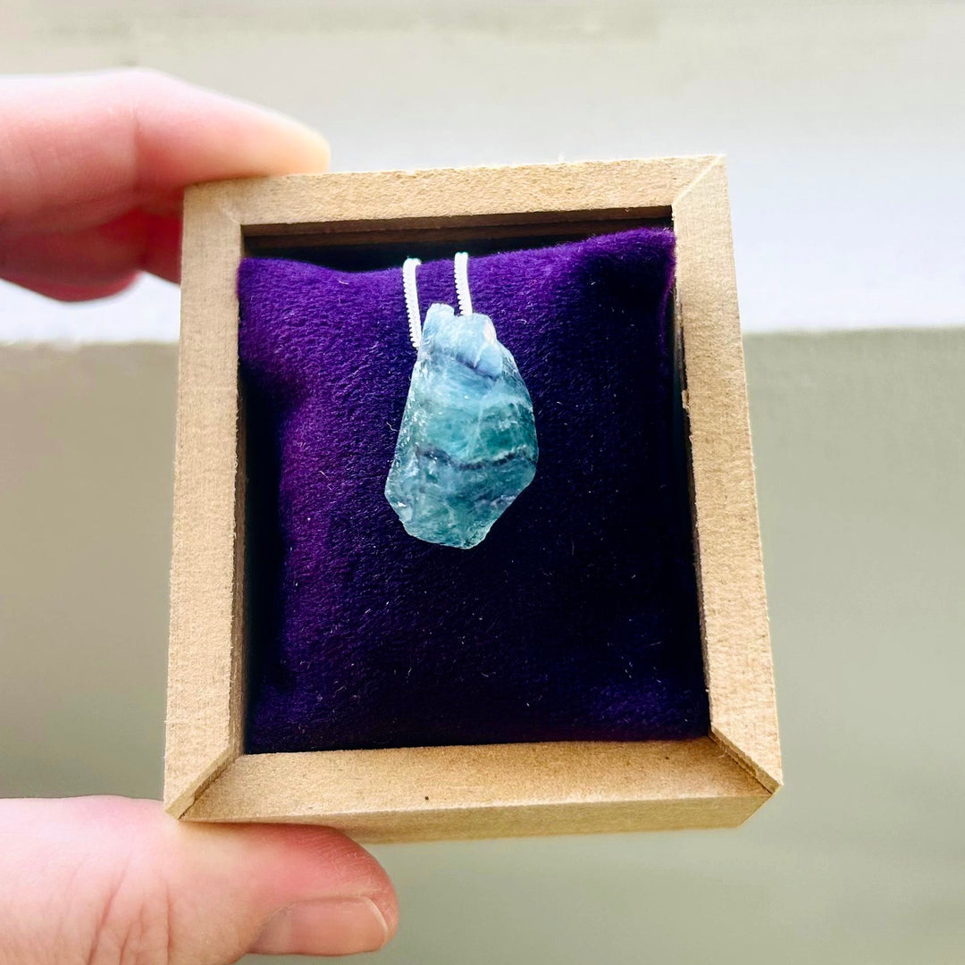 Fluorita Arco-Íris - colar curto 40 cm (prata 925)