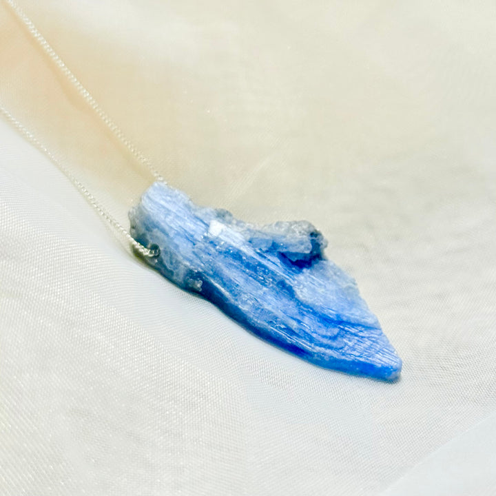 Cianita Azul - colar longo 70 cm (prata 925)