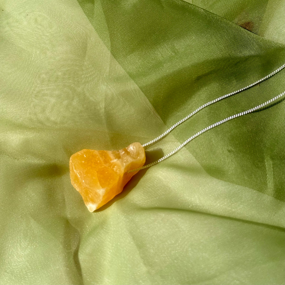 Calcita Amarela - colar longo 70 cm (prata 925)