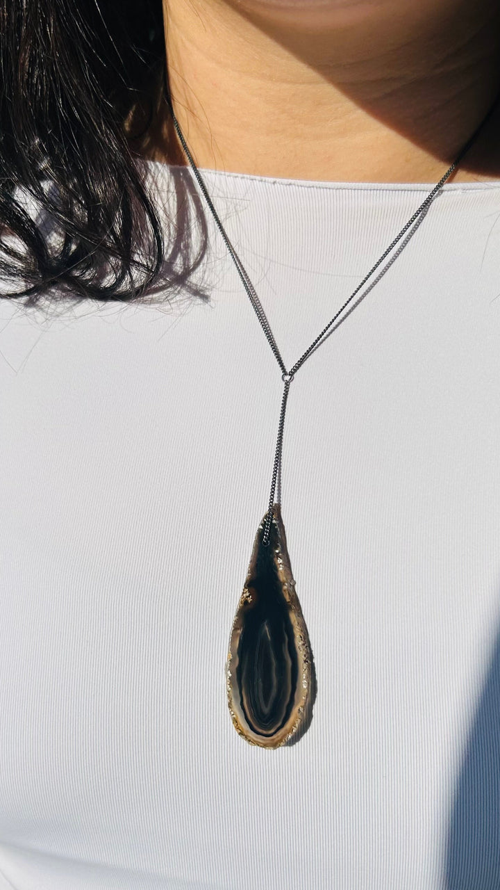 Ágata Preta - colar modelo pêndulo (prata 925 escurecida)