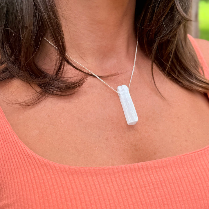 Selenita - colar curto 50 cm (prata 925)