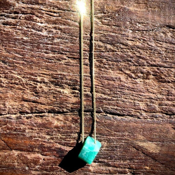 Esmeralda - colar curto 40 cm (ouro 18k)