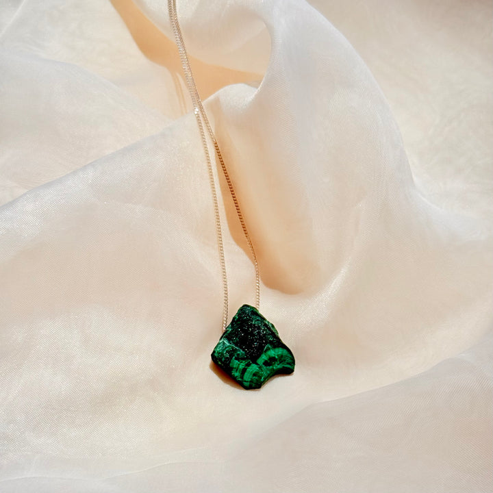 Malaquita - colar longo 60 cm (prata 925 escurecida)