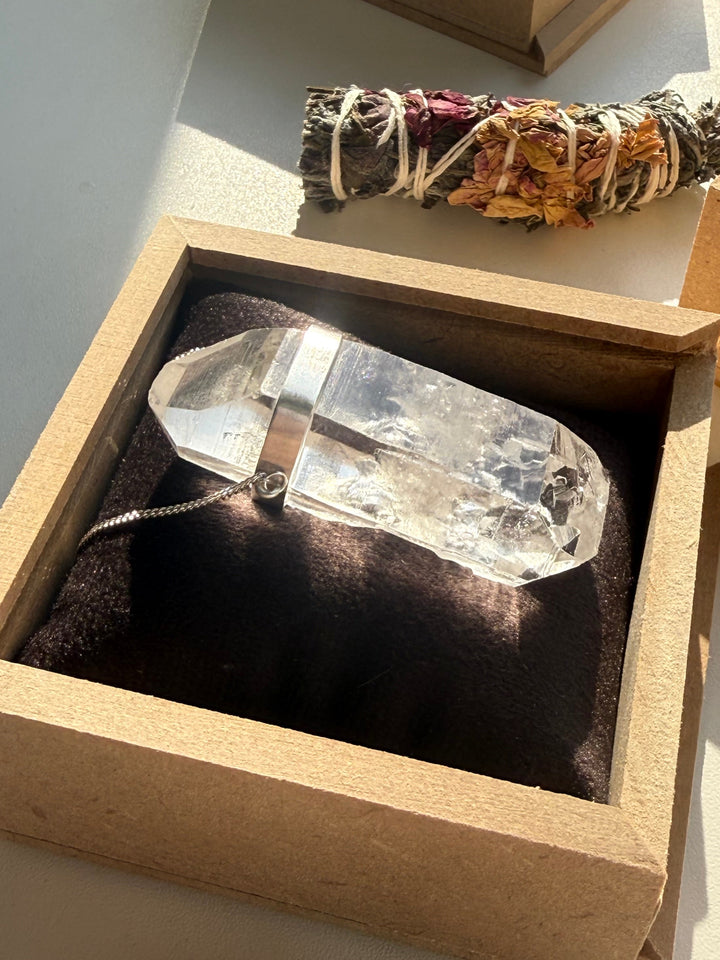 Cristal Mestre Lemuriano - colar elo longo 70 cm (prata 925)