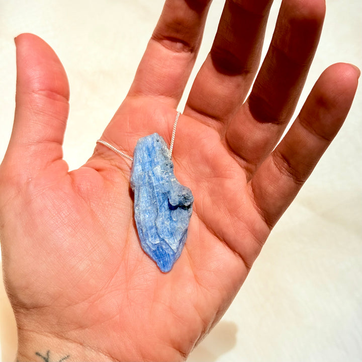 Cianita Azul - colar longo 70 cm (prata 925)